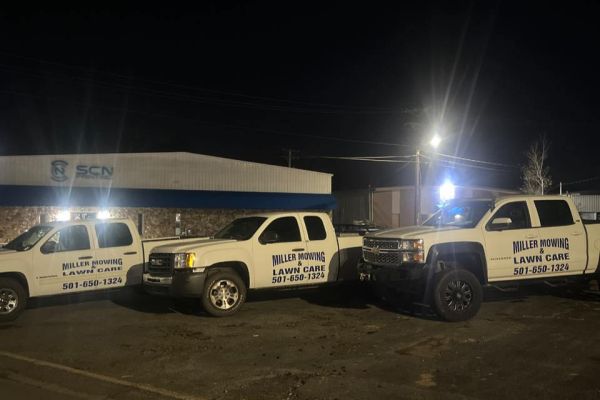 Miller Mowing professional lawn care crew serving Central Arkansas